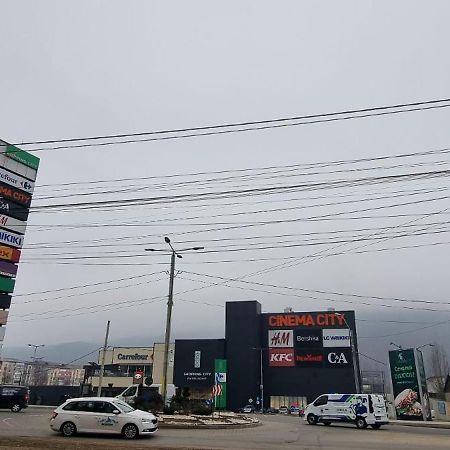 Feel Like Home 2 Piatra Neamt Luaran gambar